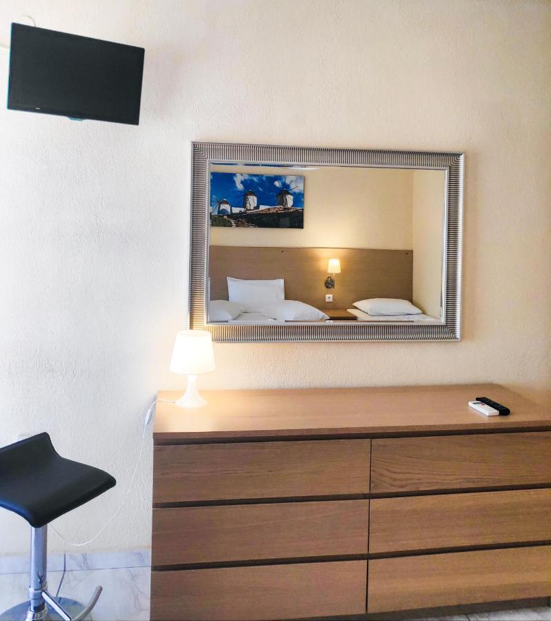 Jimmy'S Rooms Nea Potidea Екстер'єр фото
